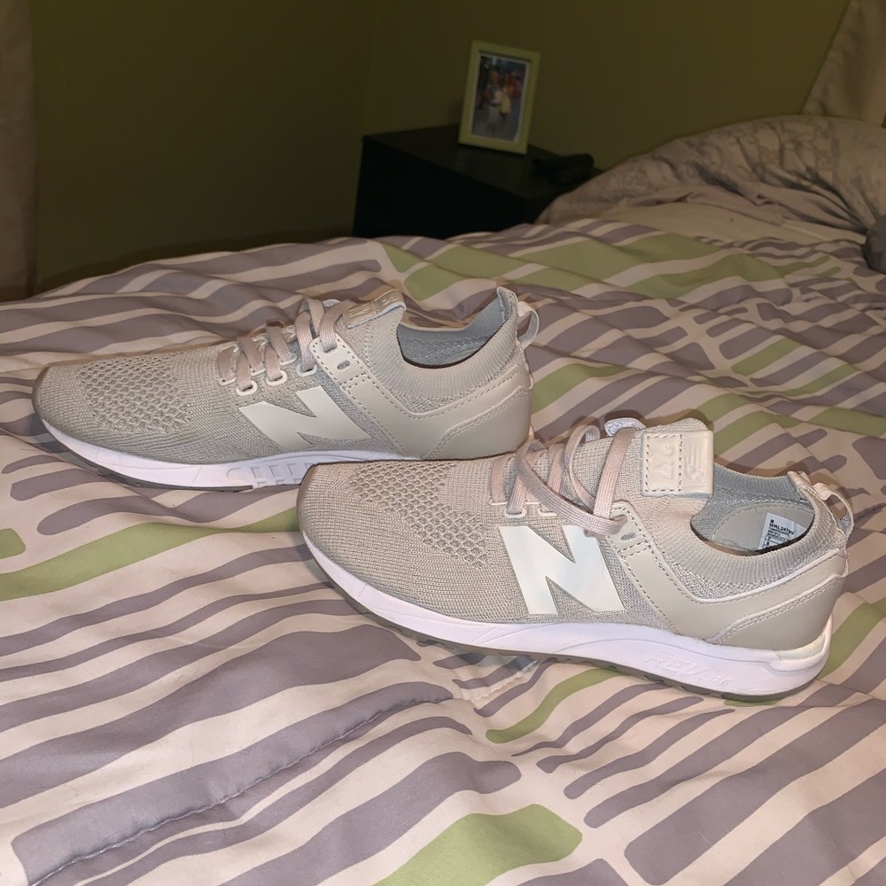 Women’s New Balance shoes